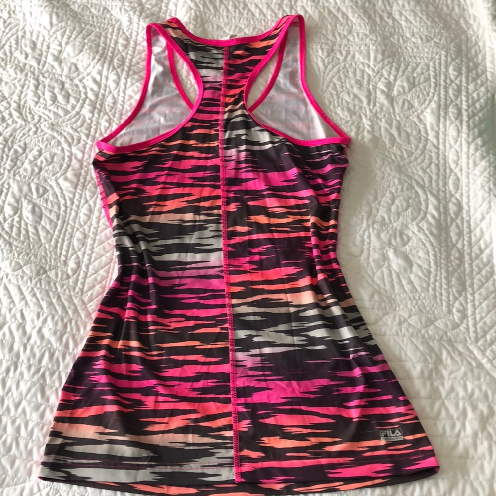 Workout Tank - Picture 3 of 4